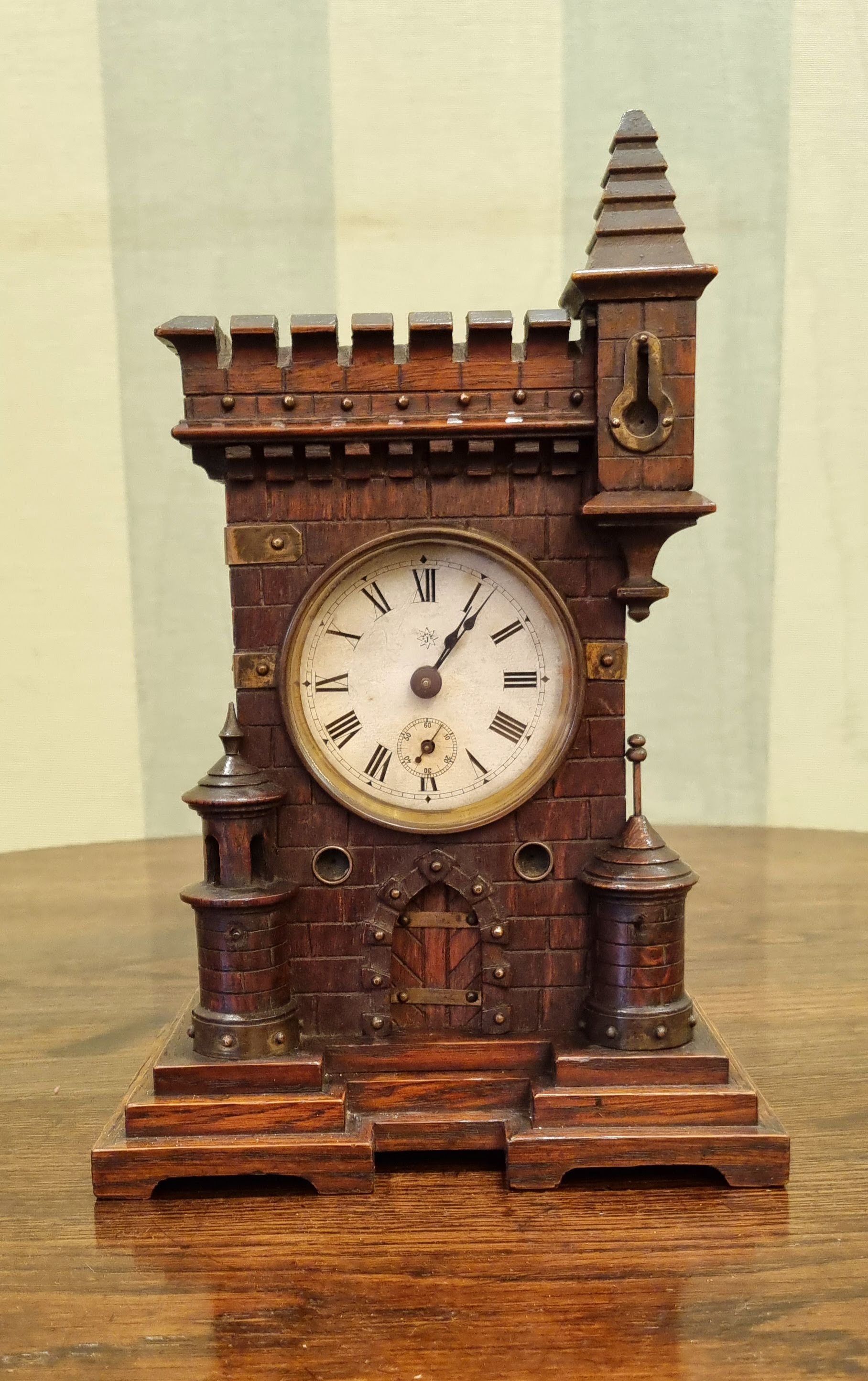 Mantle Clock 