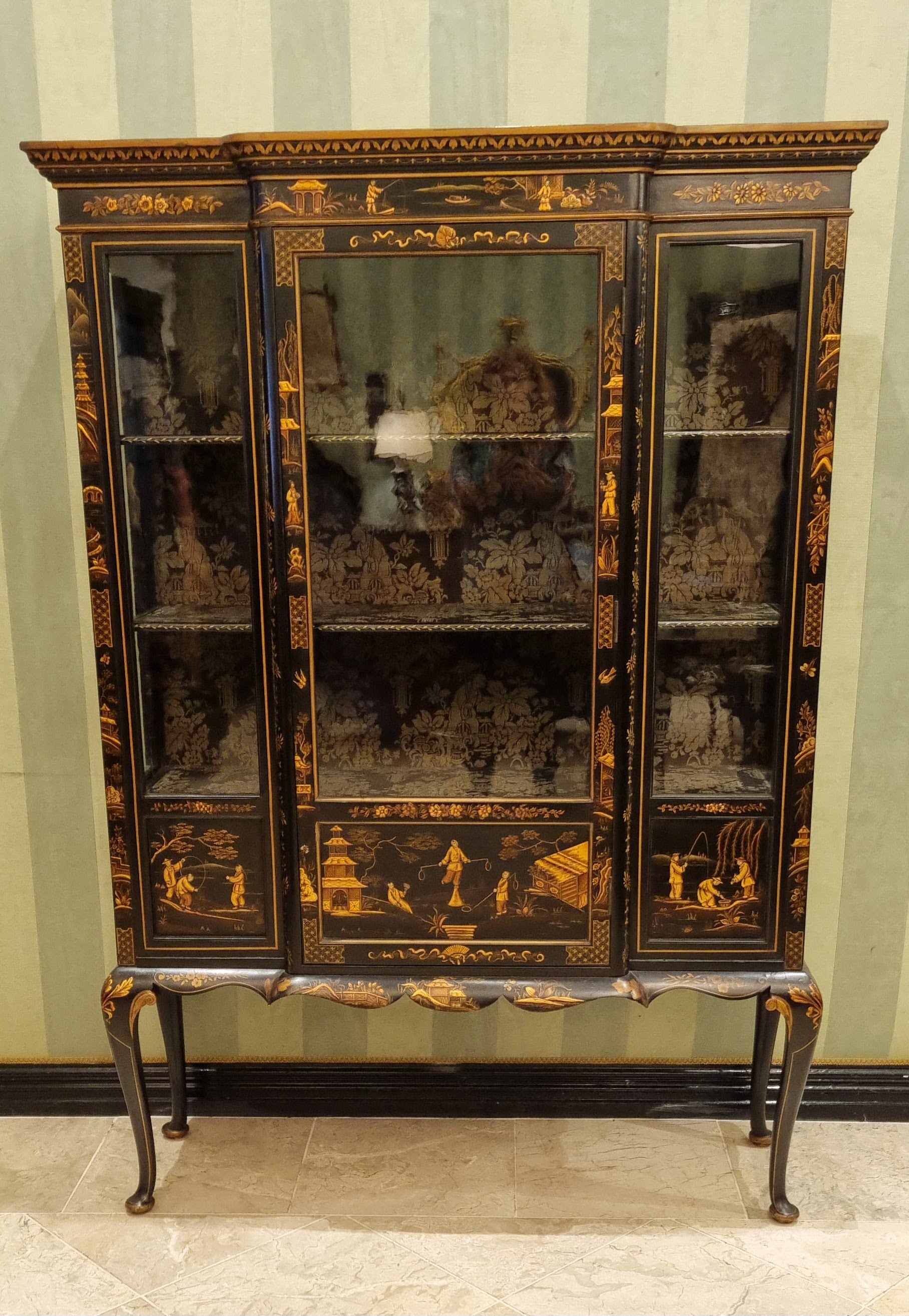 Display Cabinet