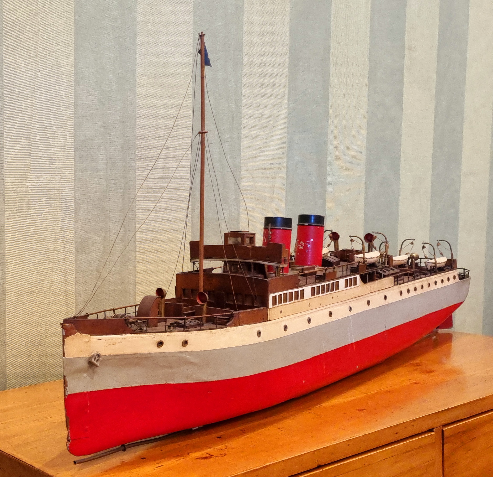 Model Ship